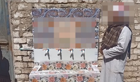 صورة من فيديو لشيخ يحس المشاهدين على التبرع&nbsp;