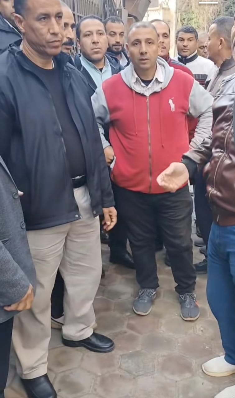 عمال شركة زد عبر البحار