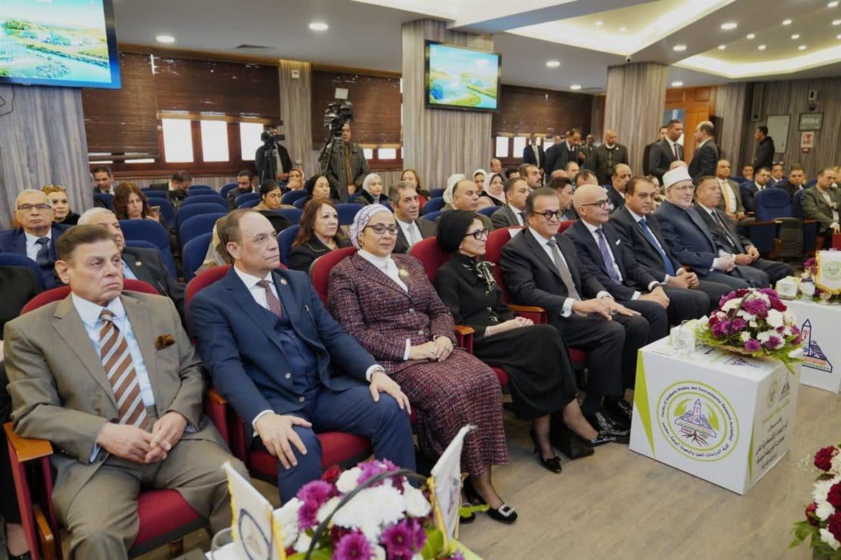 جانب من المناقشة&nbsp;