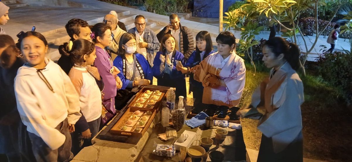 عرض اكبر لوحة مصرية يابانية بالكرنك&nbsp;