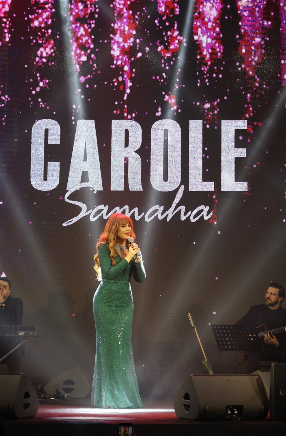 بحضور جماهيري كامل العدد.. النجمة اللبنانية كارول سماحة تتألق في حفلها الاستثنائي ببيروت