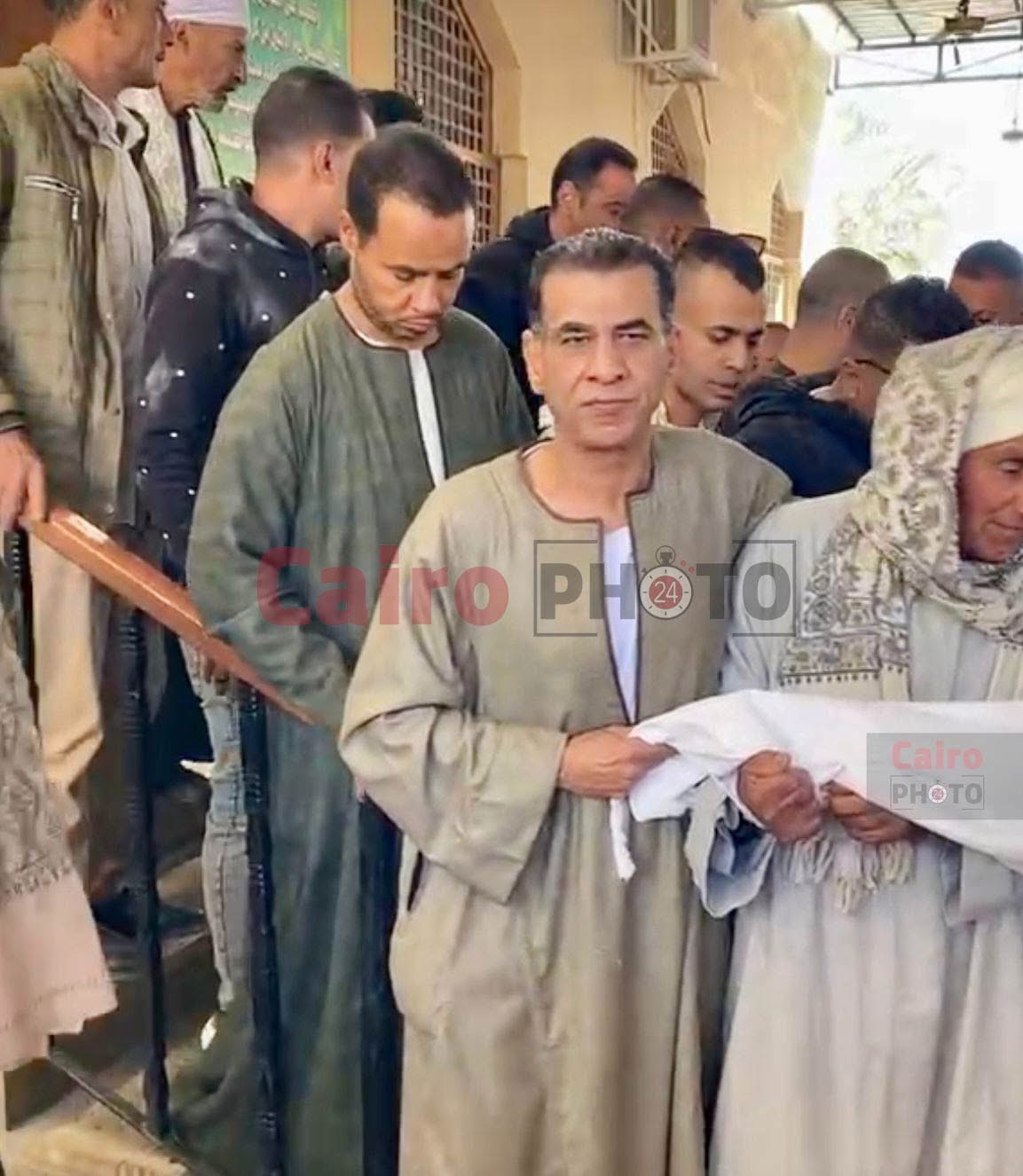 مشهد لافت الشيخ الطيب نجل شقيق الإمام الأكبر