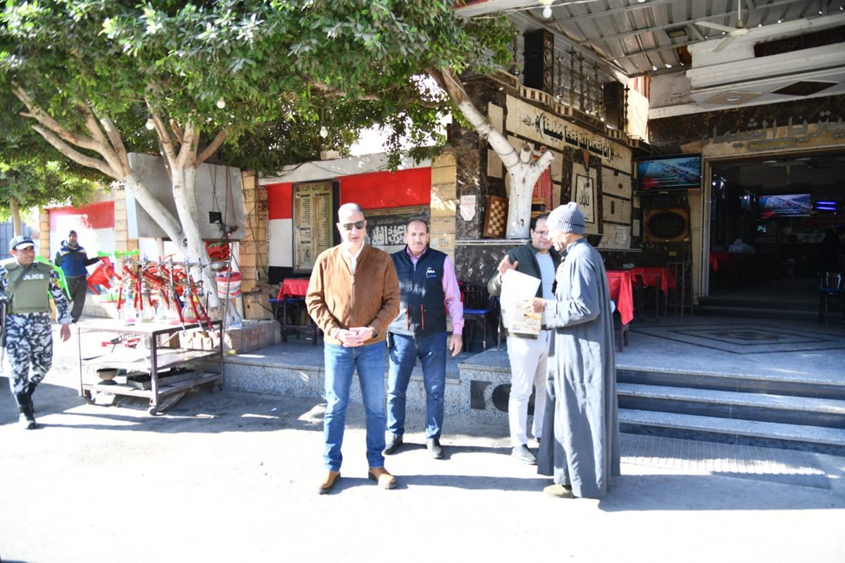  محافظ الفيوم يتابع حالة النظافة العامة ورفع الإشغالات بنطاق المدينة