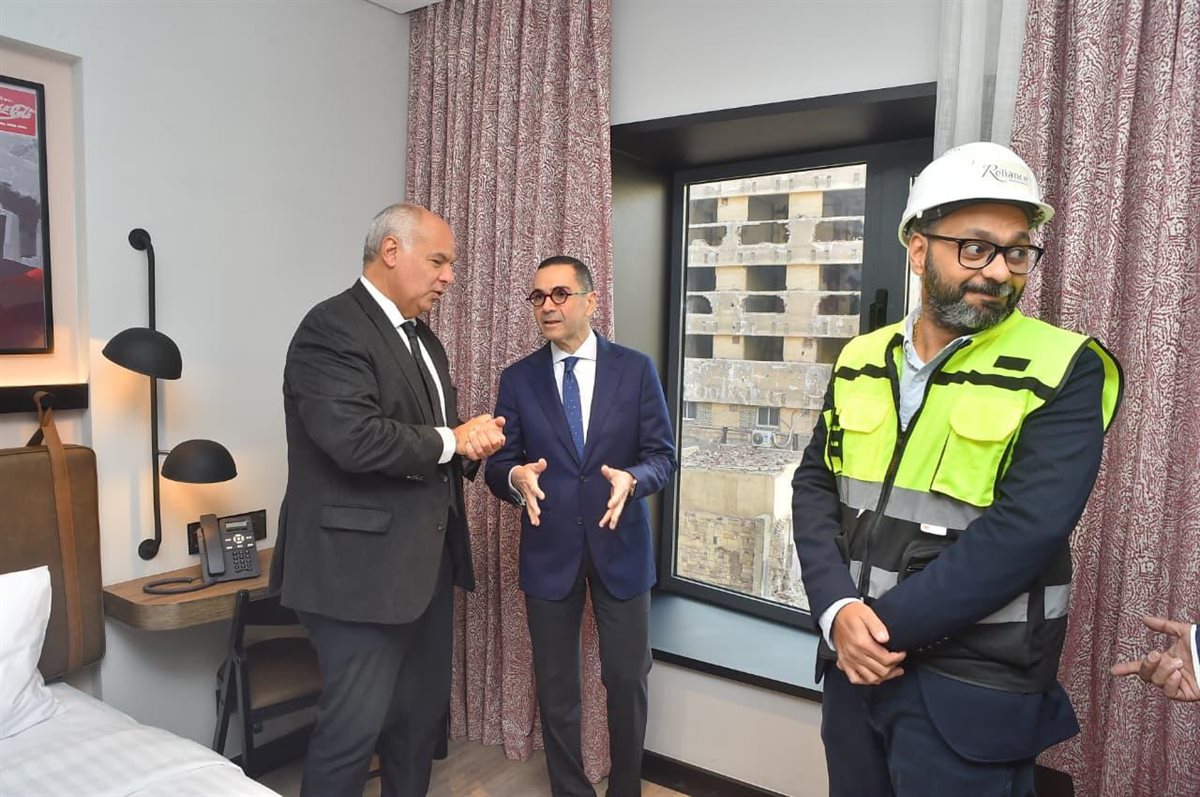 خلال التفقد