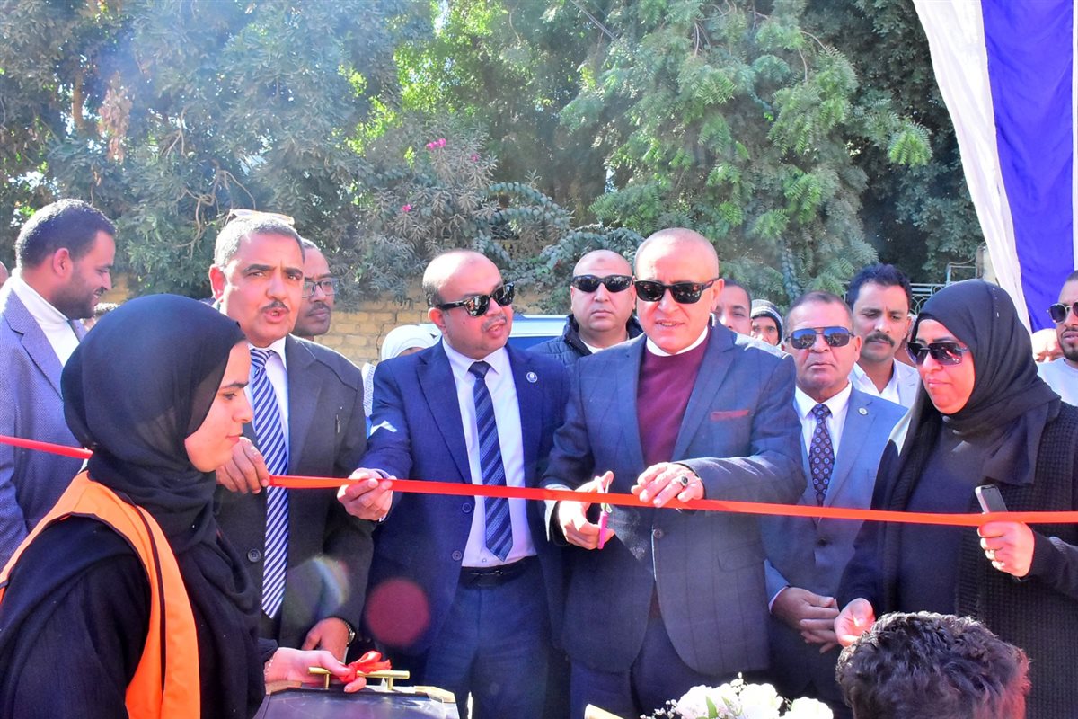 محافظ الأقصر يفتتح 3 محطات صرف بأرمنت&nbsp;