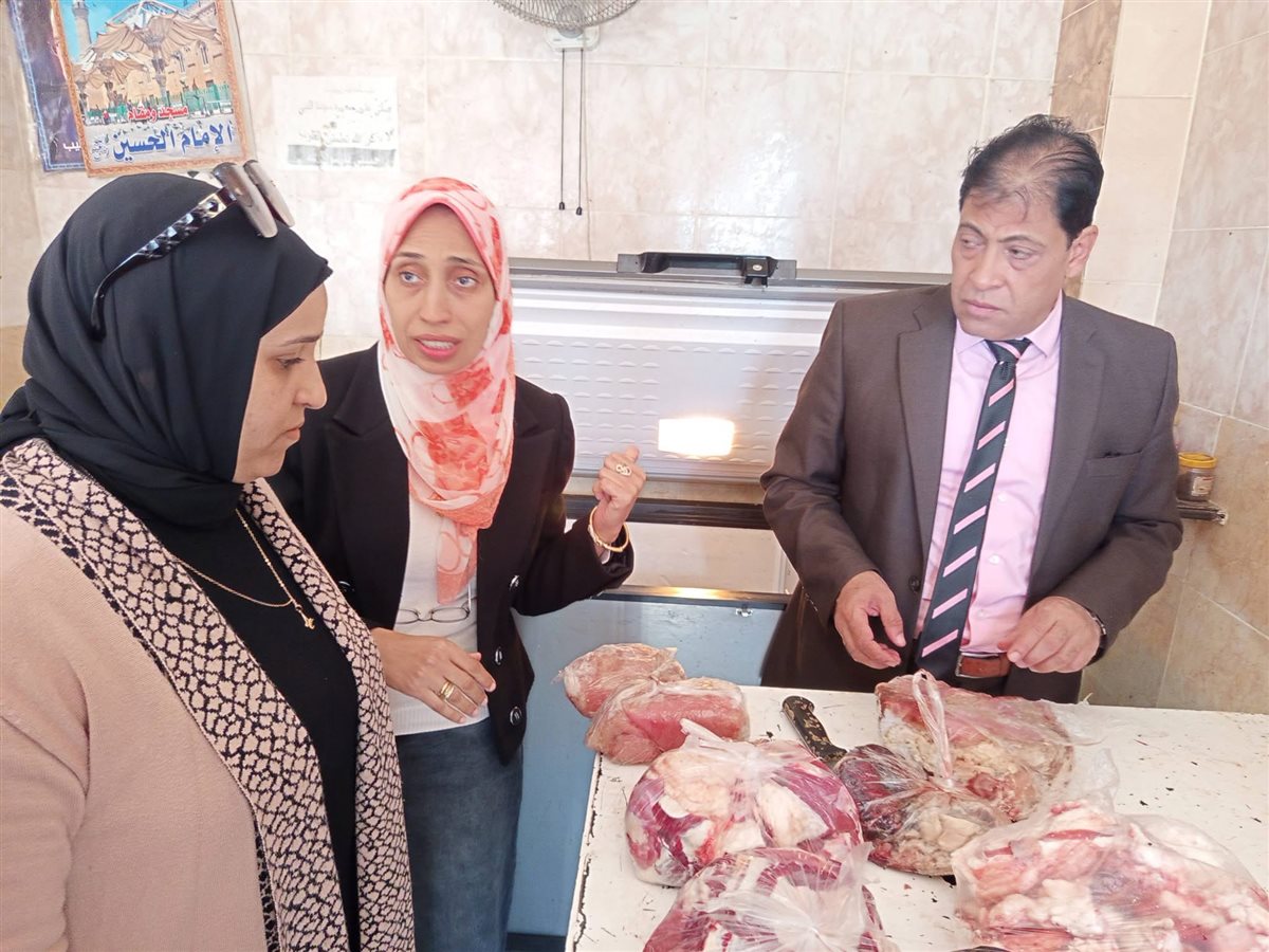 ضبط لحوم منتهية الصلاحية بالأقصر