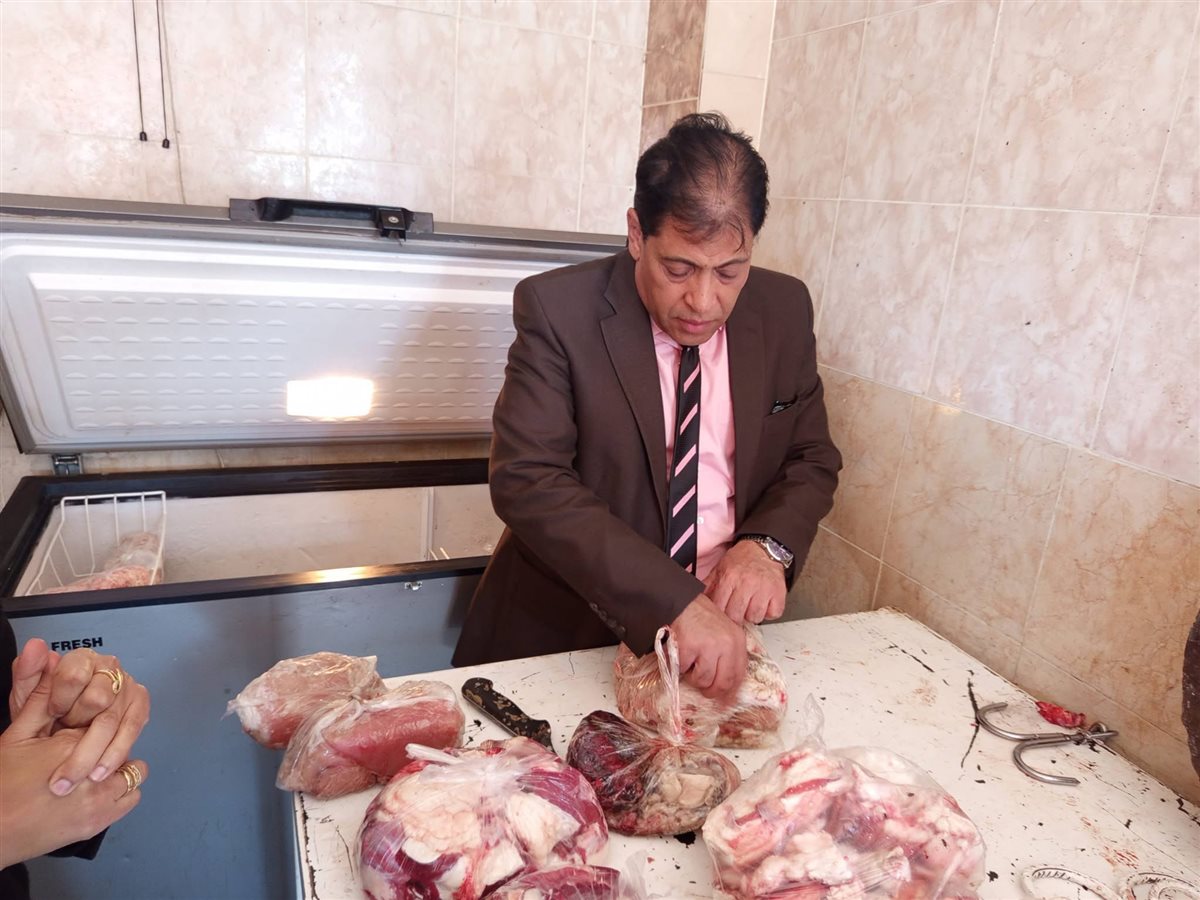 ضبط لحوم منتهية الصلاحية بالأقصر