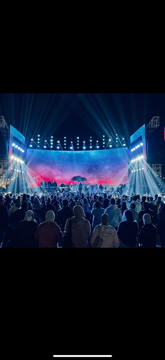 <strong>محمد فؤاد ومصطفى حجاج يشعلان أضخم حفلات الكريمساس</strong>