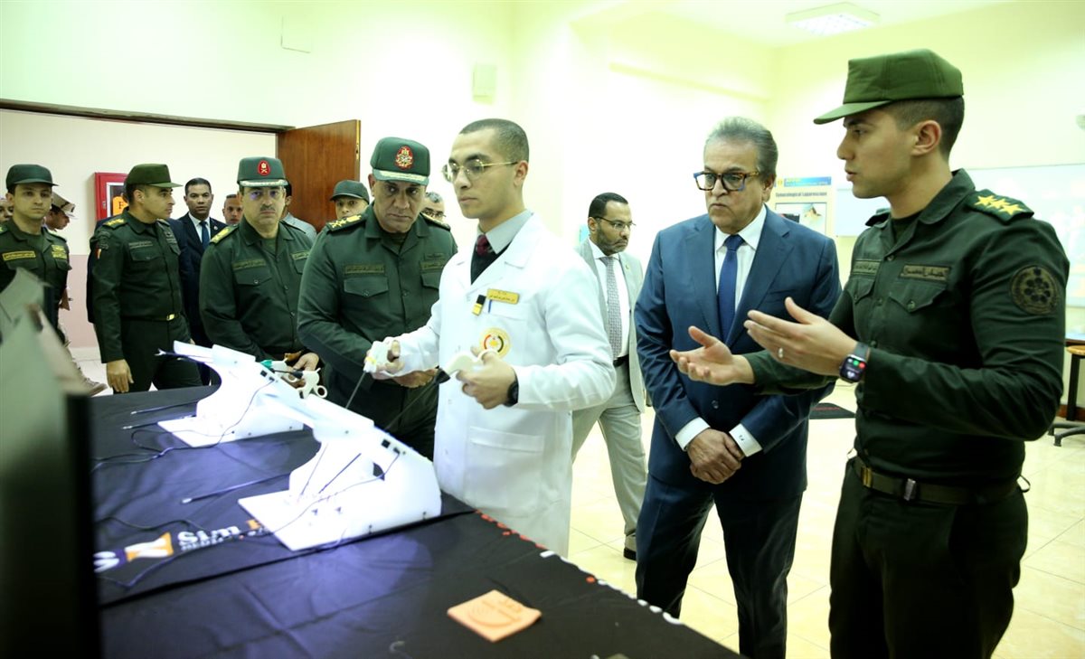 كلية الطب بالقوات المسلحة تستقبل الدكتور خالد عبد الغفار