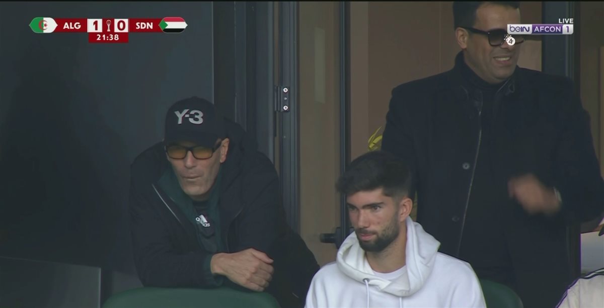 زيدان يدعم نجله لوكا في مباراة الجزائر والسودان