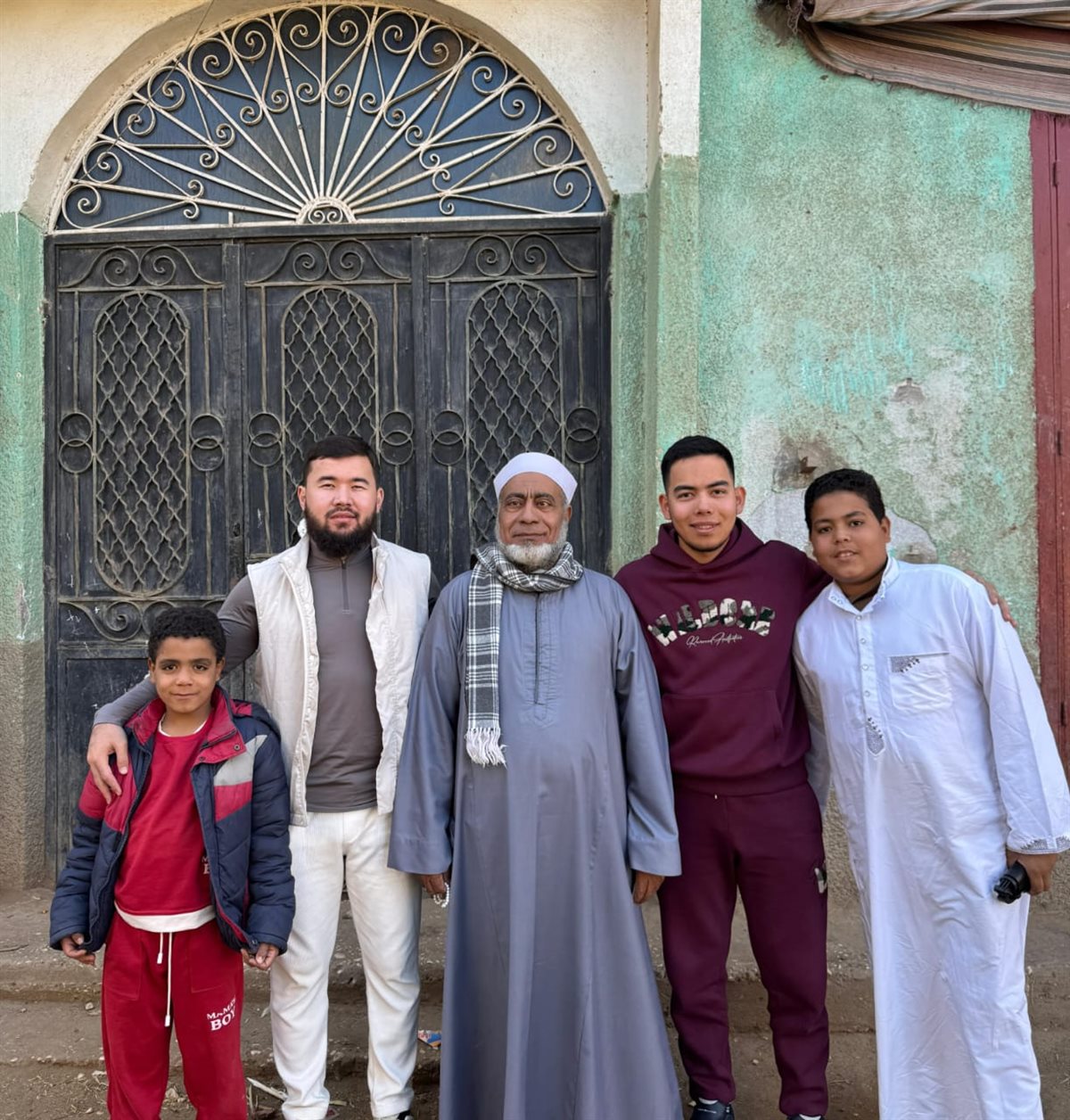 الشيخ جابر عبد العليم مصطفى مع الطلاب