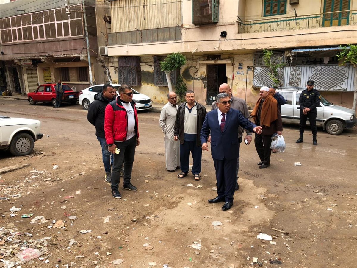 محافظ الدقهلية يتفقد شوارع وميادين حي غرب المنصورة