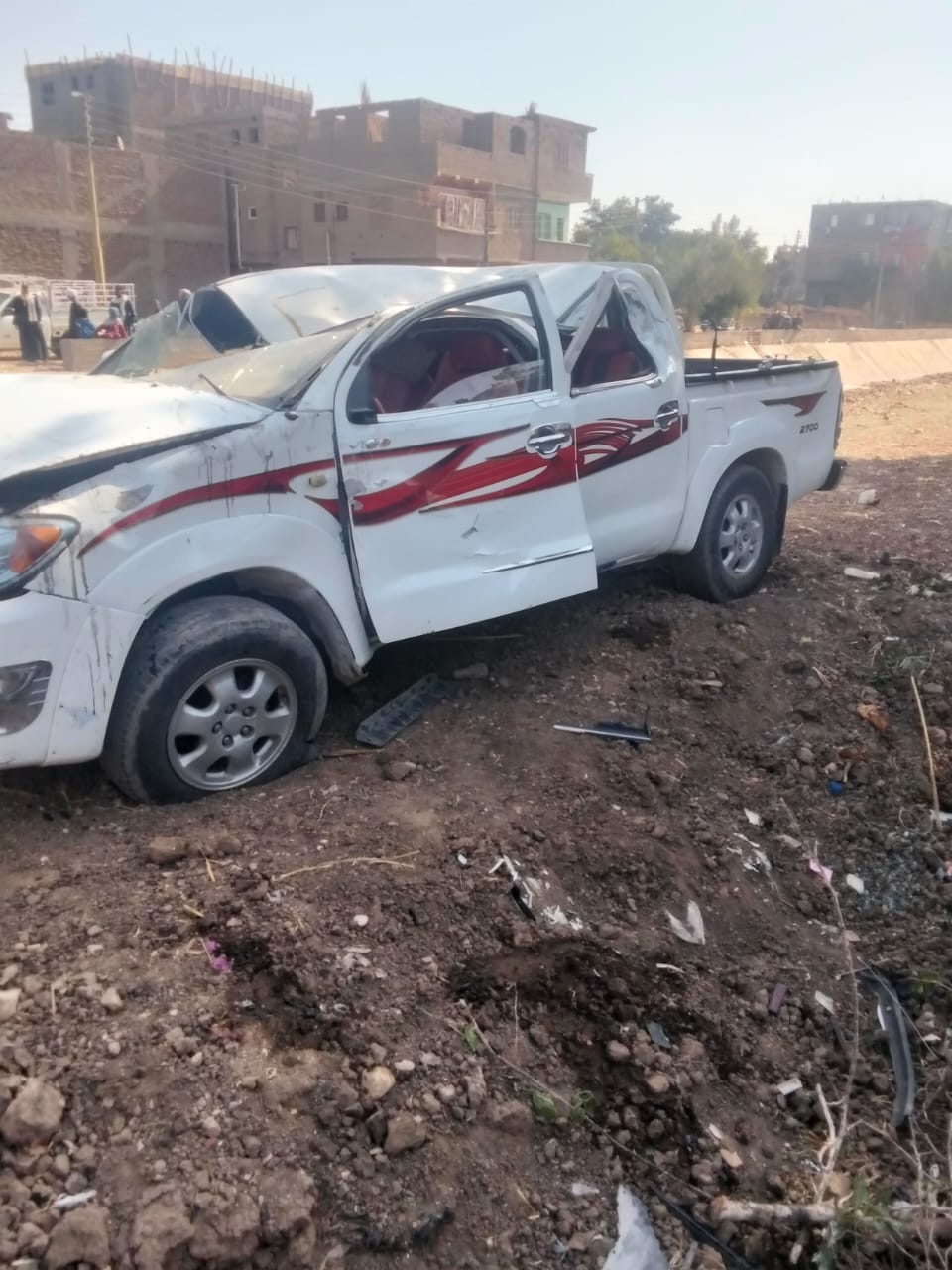 حادث تصادم سيارة بعمود إنارة&nbsp;