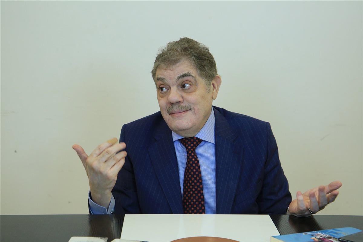 الدكتور السيد البدوي في ندوة القاهرة 24