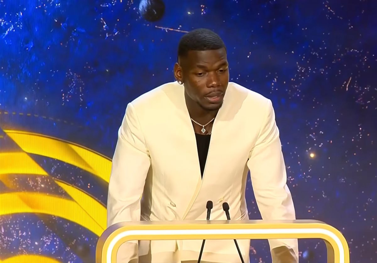 <strong>النجم الفرنسي بول بوجبا لاعب وسط فريق موناكو من حفل جوائز جلوب سوكر 2025</strong>