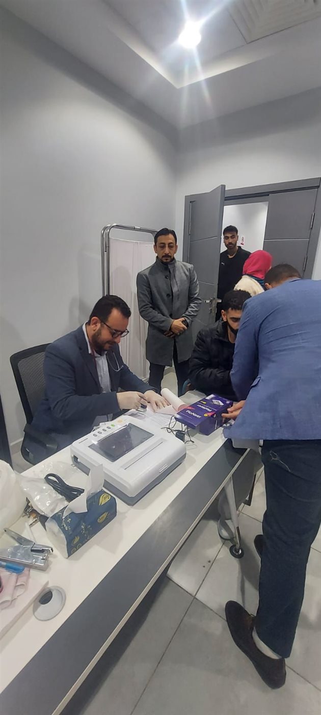 الكشف الطبي للاعبي منتخب اليد (6)