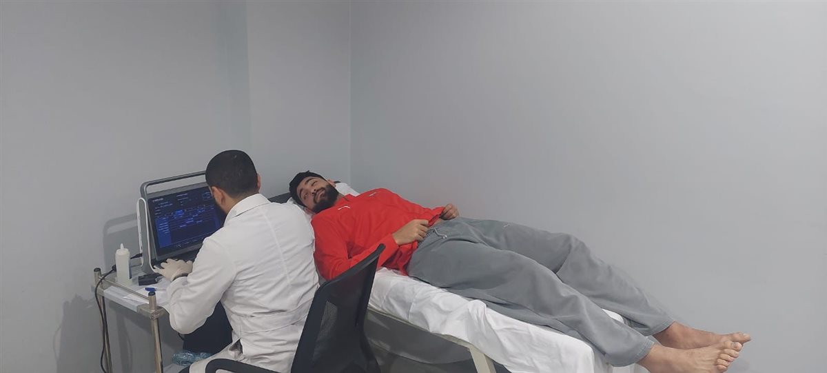 الكشف الطبي للاعبي منتخب اليد (12)