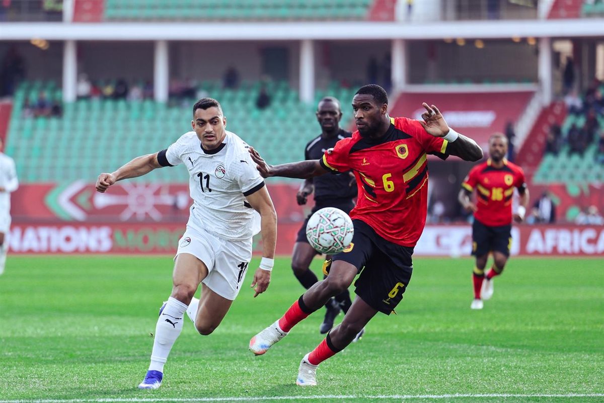 مباراة مصر وأنجولا (2)