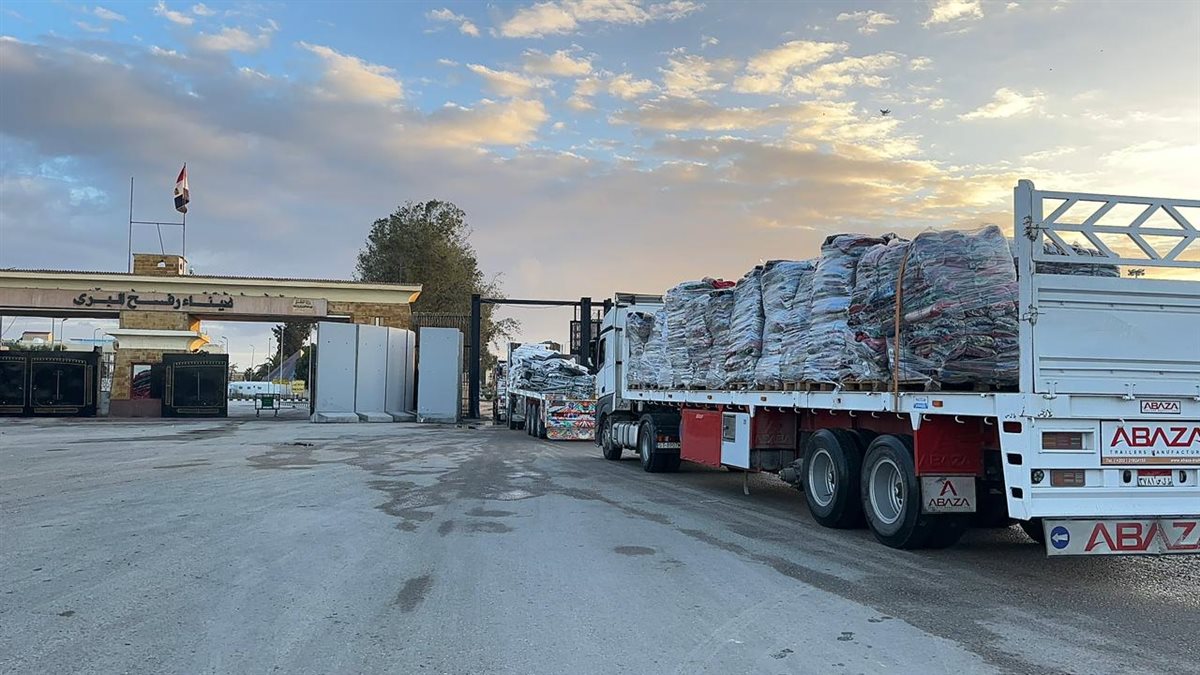 جانب من قافلة زاد العزة