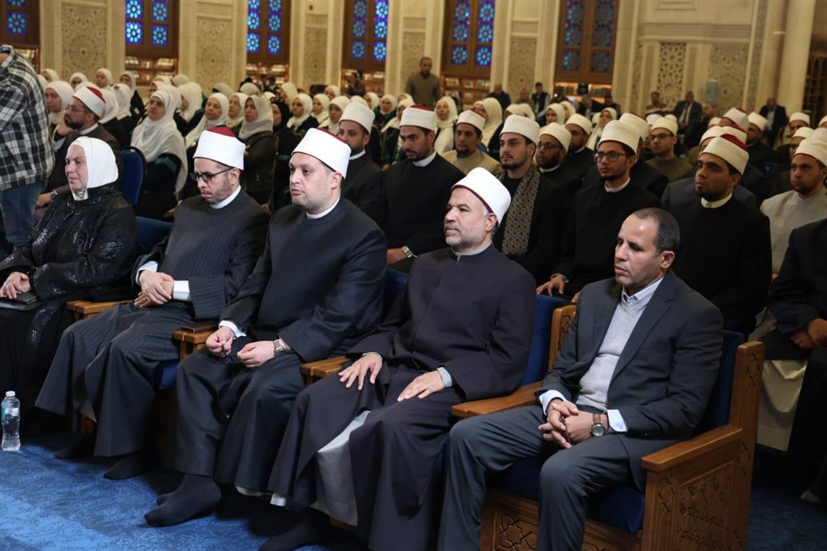 وزير الأوقاف يشهد ختام الدورات التدريبية بمسجد العلي العظيم