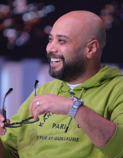 لقطات من كواليس حلقة حاتم صلاح ومعتز التوني ببرنامج يحدث في مصر