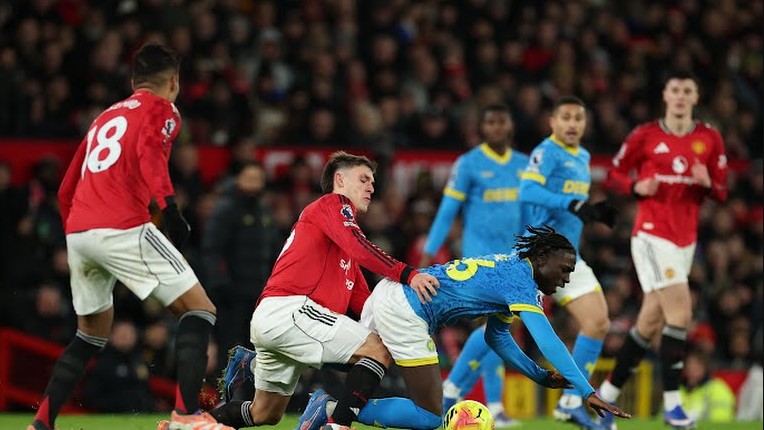 <strong>مباراة مانشستر يونايتد وولفرهامبتون&nbsp;في الدوري الإنجليزي الممتاز</strong>