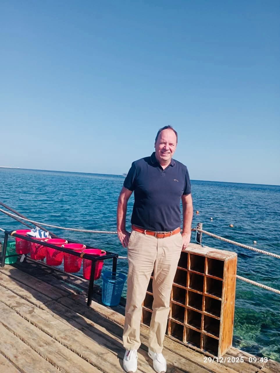 السفير البلجيكي يقضي إجازته بمرسي علم 