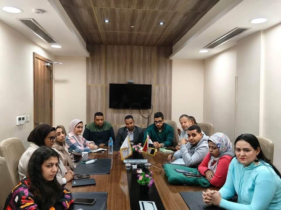 إجتماع مدير هيئة الرعاية الصحية بالأقصر