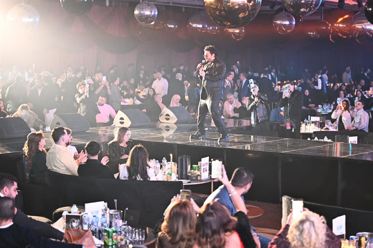 برعاية القاهرة 24.. مصطفى حجاج يتألق في حفل رأس السنة بنتظيم وليد منصور