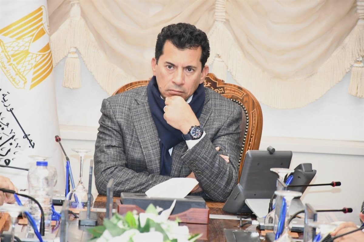 &nbsp;أشرف صبحي