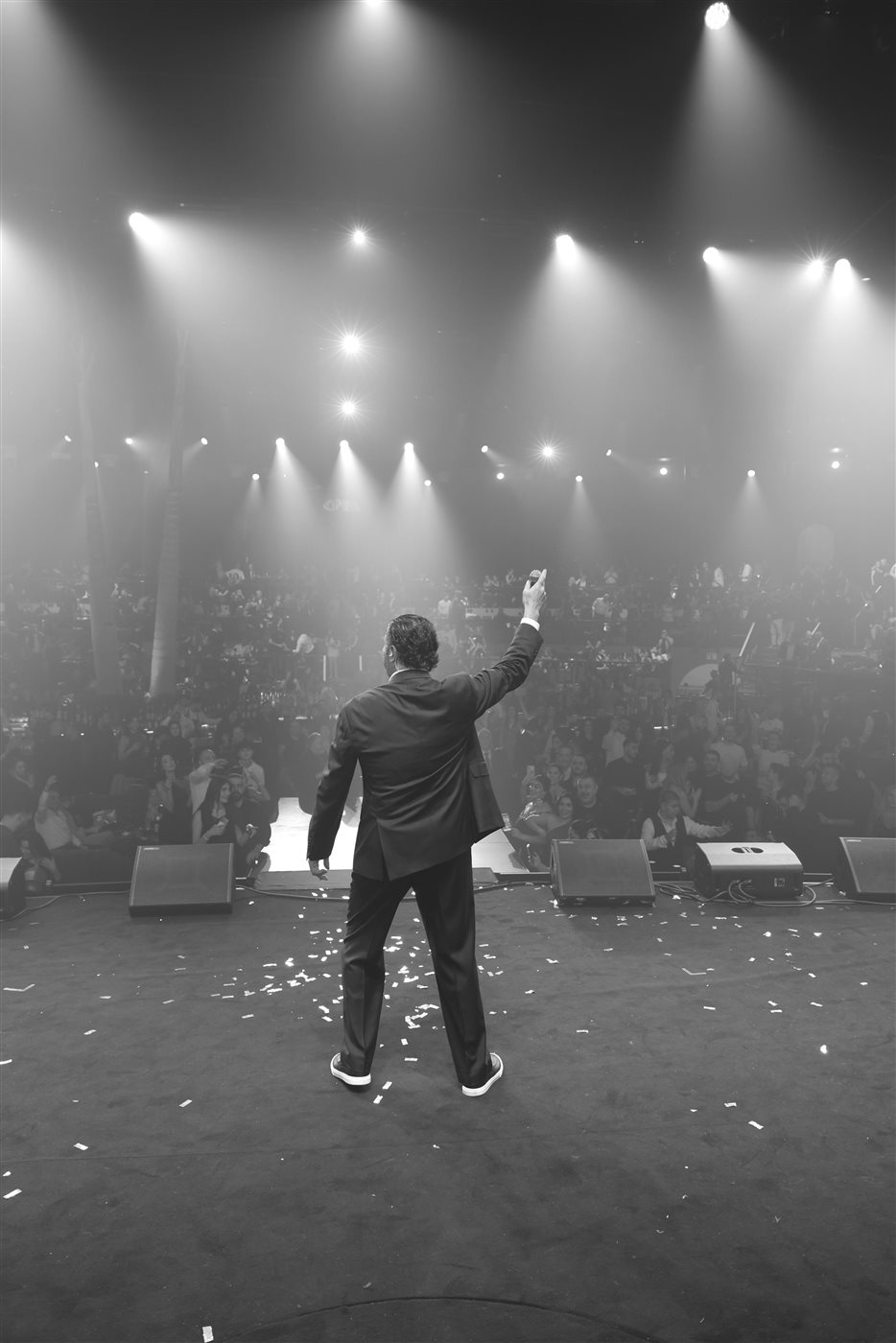 راغب علامة يتألق في حفل استثنائي ضمن احتفالات رأس السنة في بيروت