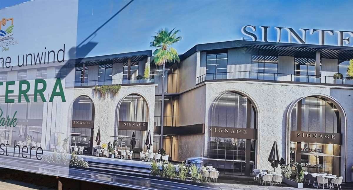 محافظ جنوب سيناء يتفقد أعمال سانتيرا السياحية بشرم الشيخ 