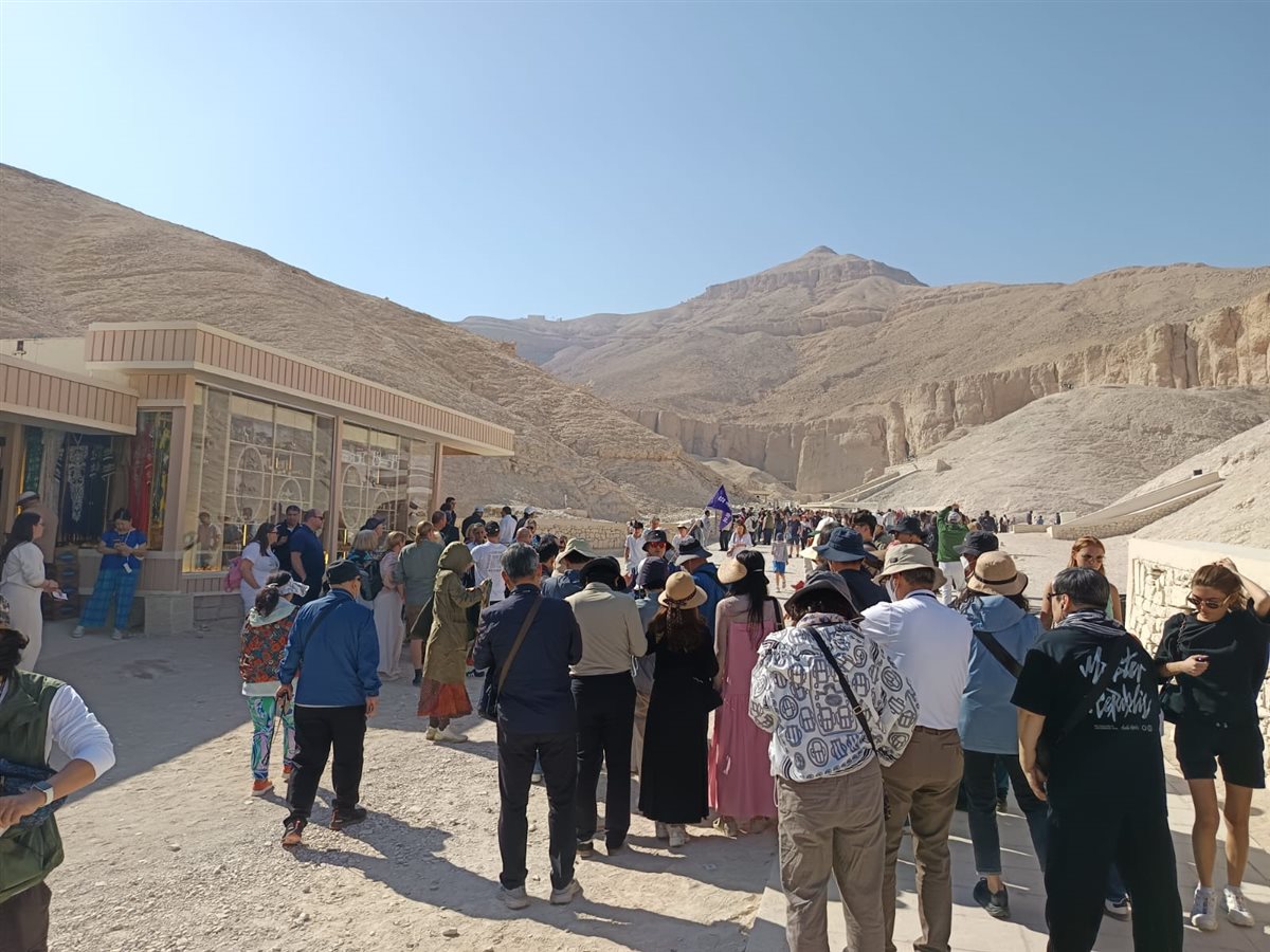 في وادي الملوك بالأقصر