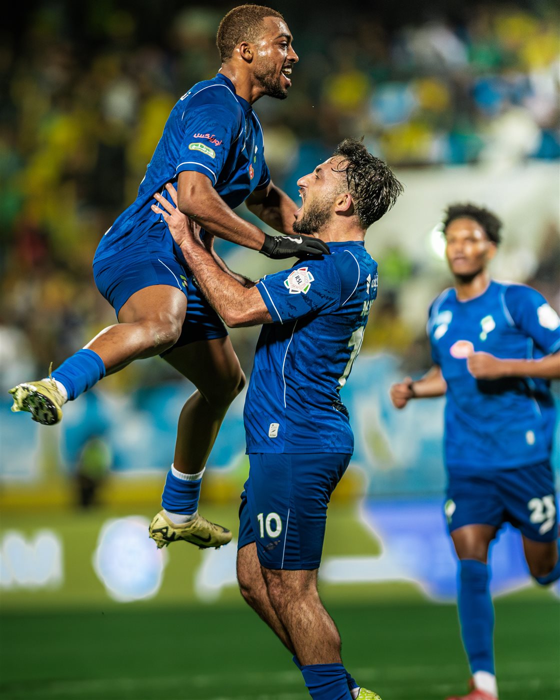 مشاهدة مباراة الشباب والفتح بث مباشر اليوم