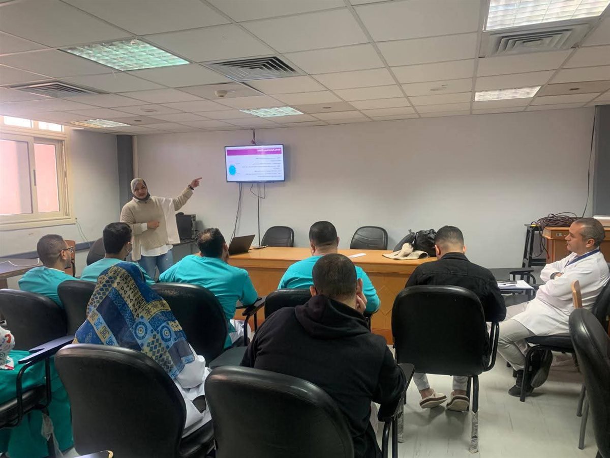 الرعاية الصحية تنفذ برنامجًا تدريبيًا للفرق الطبية حول الإنفلونزا الموسمية