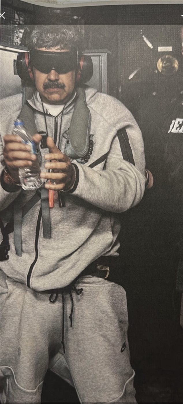 أول صورة لاعتقال رئيس فنزويلا