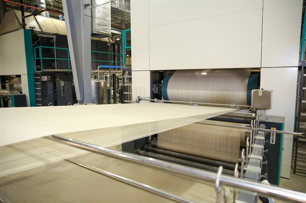 الآلات&nbsp;المجهزة بأحدث التكنولوجيات العالمية