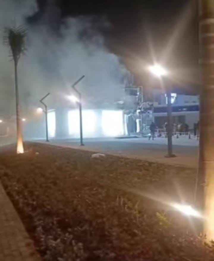 حريق داخل موقع في الشرقية