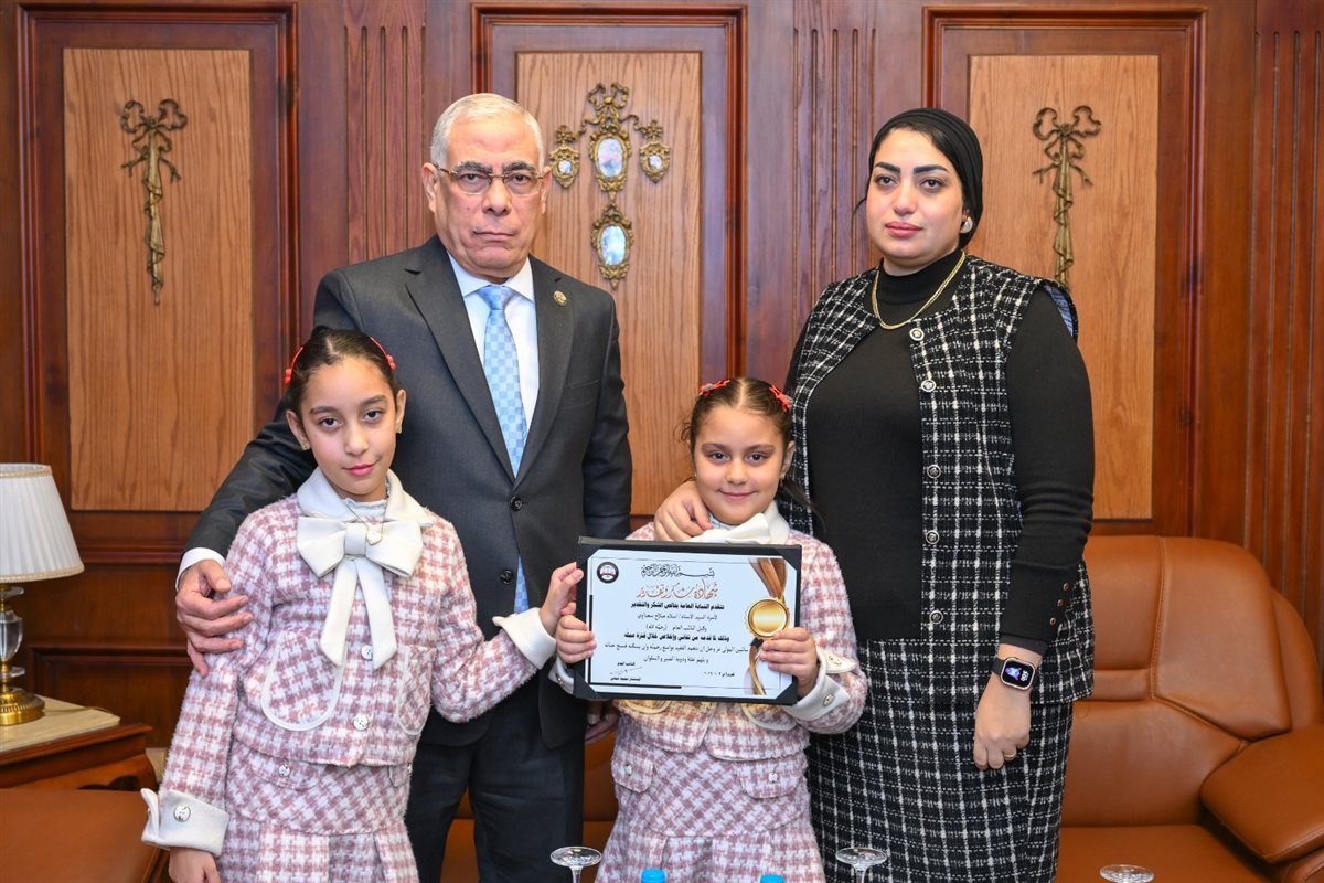 النائب العام يجري زيارة إلى نيابة استئناف طنطا