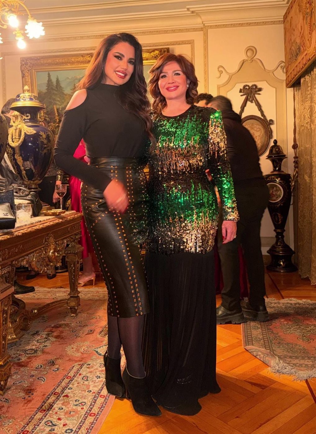 إلهام شاهين تحتفل بعيد ميلادها رفقة نجوم الفن