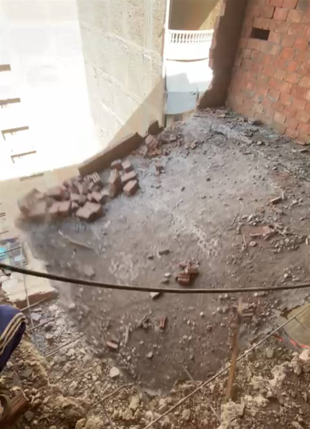 محافظة الجيزة تزيل 5 حالات بناء مخالف بحي الهرم