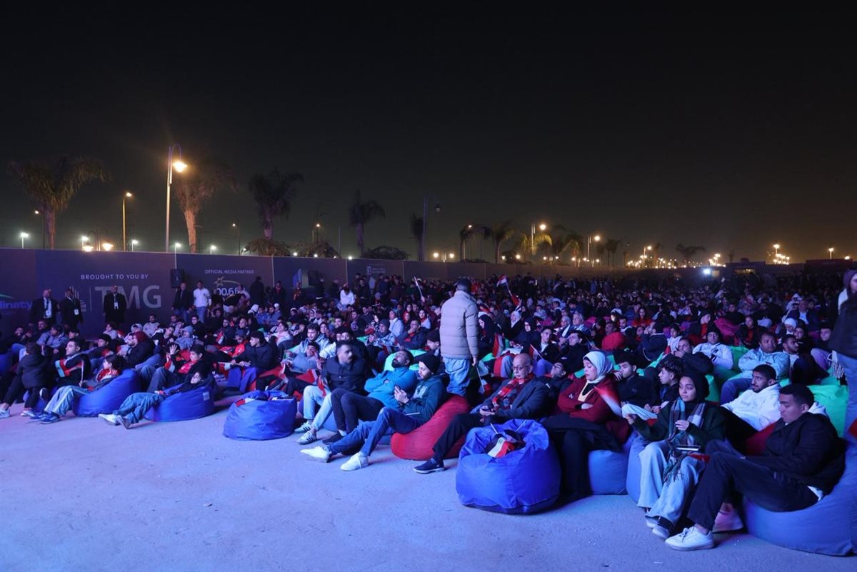 <strong>استاد لمباراة مصر اليوم داخل منطقة الحفلات بأوبن إير مول مدينتي</strong>