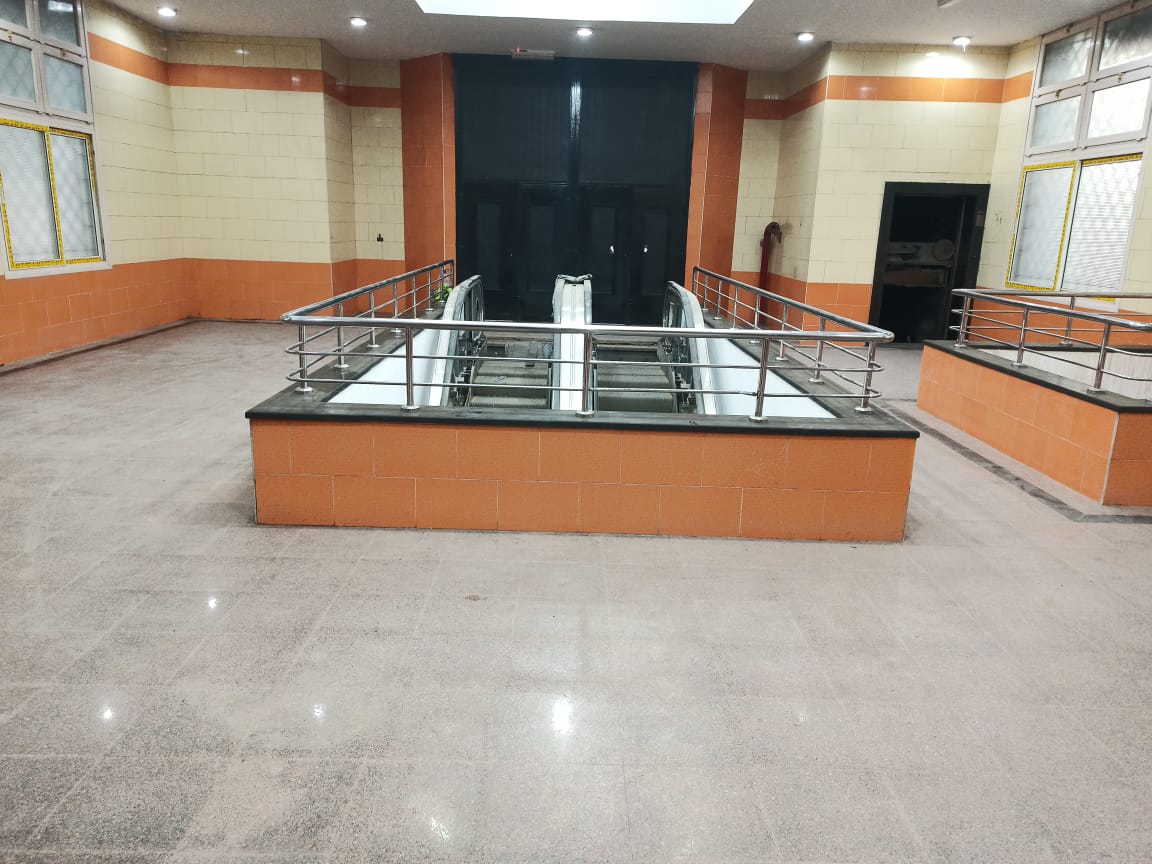 نفق المدارس للمشاة الموجود أسفل الطريق الدائري