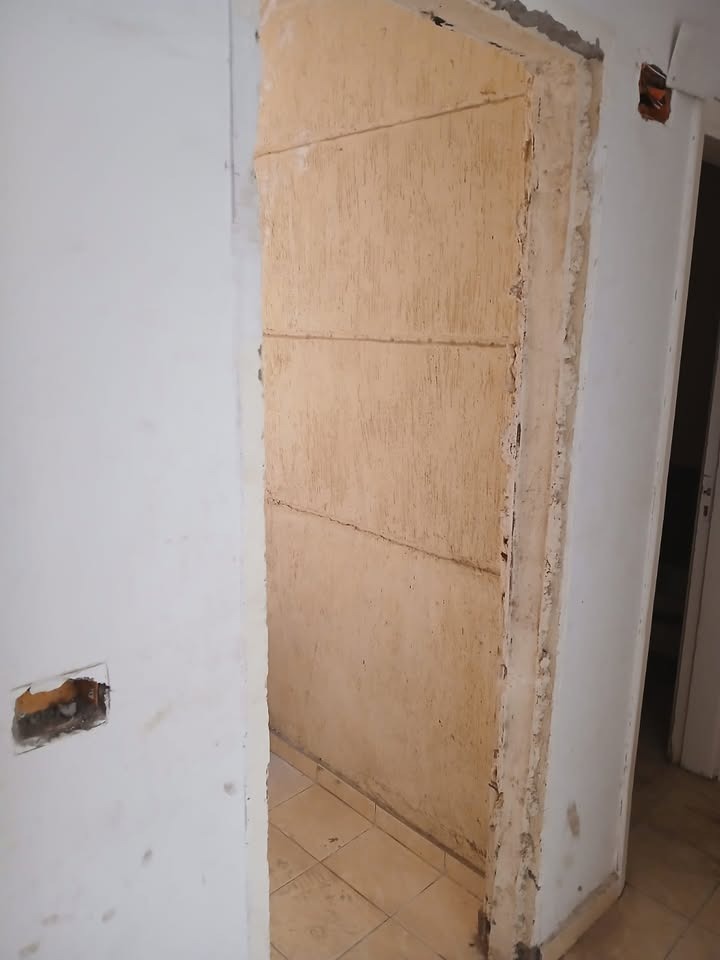 غياب الكهرباء داخل الوحدة