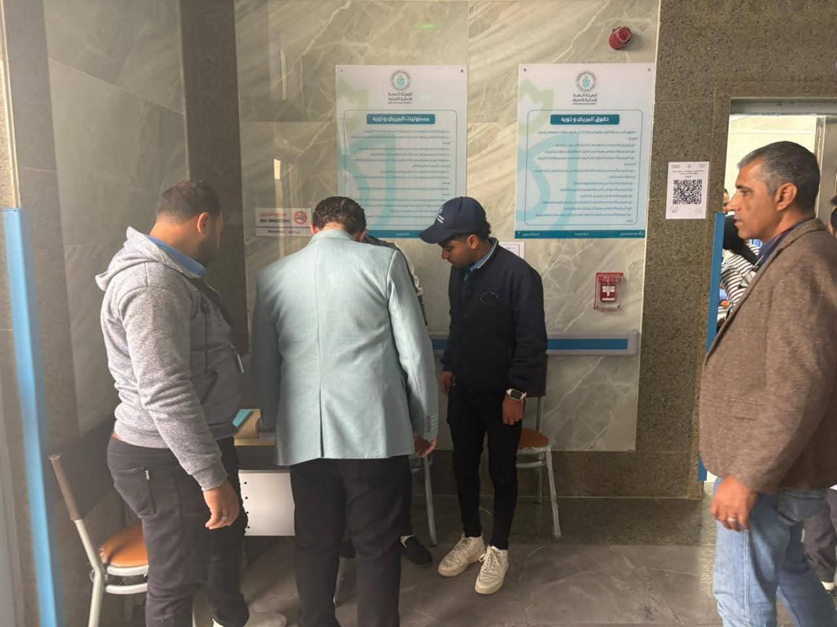 مدير الرعاية الصحية بجنوب سيناء يتفقد مجمع الفيروز الطبي بطور سيناء
