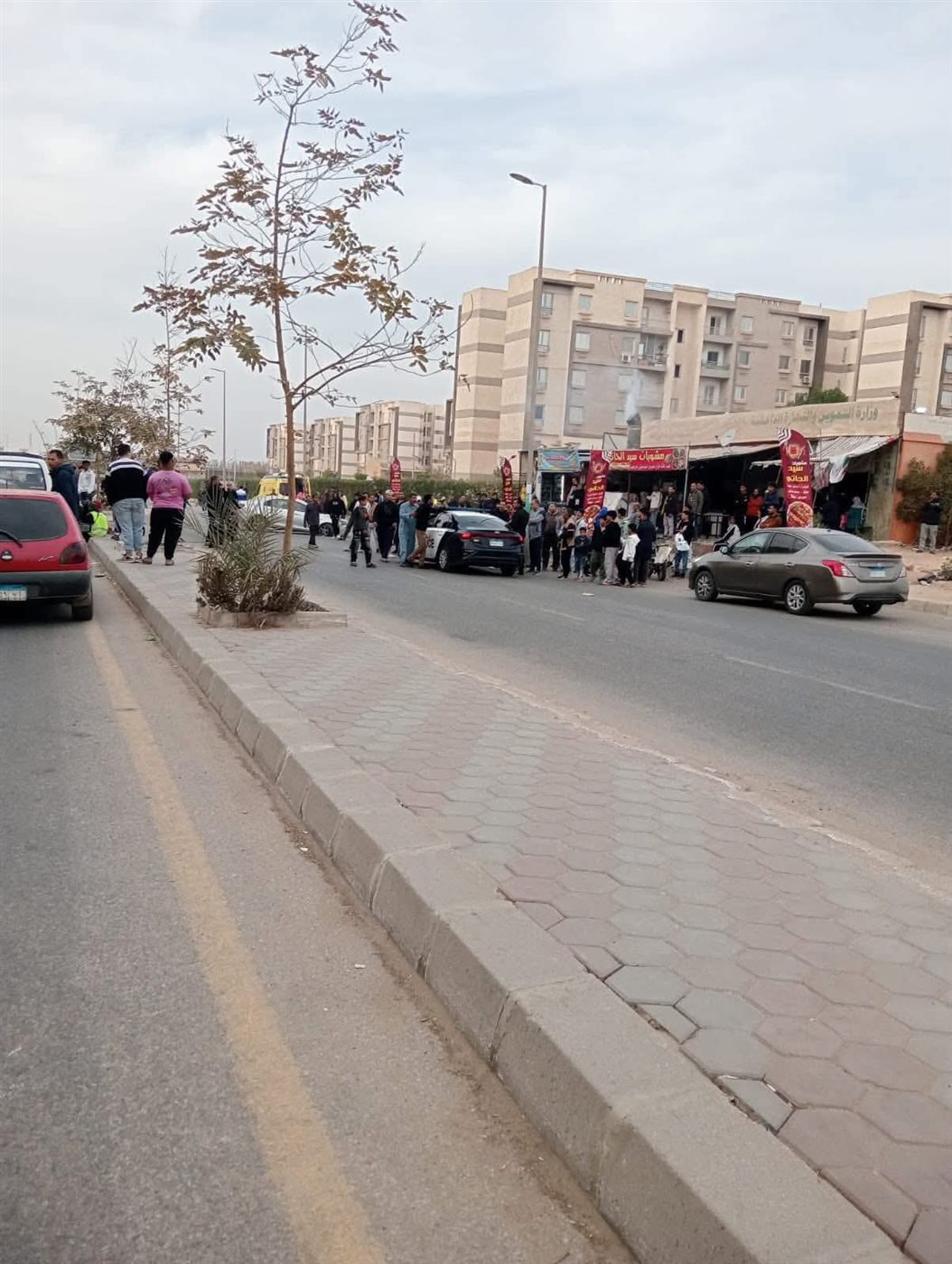 <strong>مصرع عاملين نظافة دهسًا</strong>