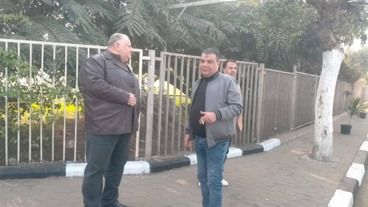 رئيس حي الساحل: إنارة جديدة بكورنيش النيل أمام معهد ناصر ضمن خطة تطوير الشوارع