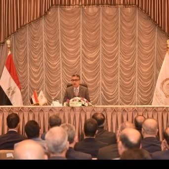 لقاء وزير التموين&nbsp;