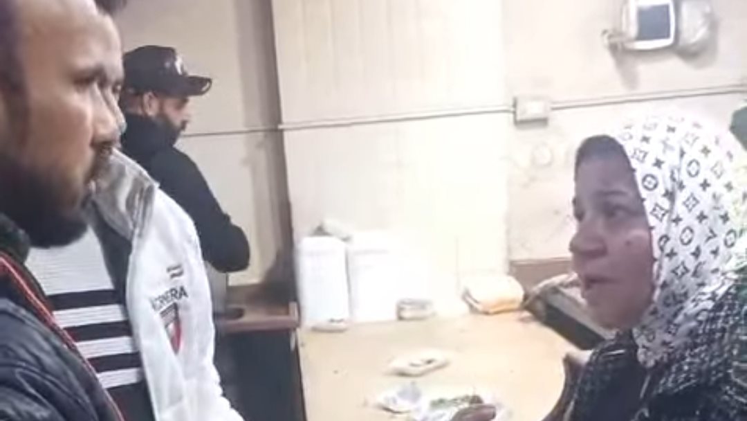 حريق مطعم شهير ببورسعيد - قص