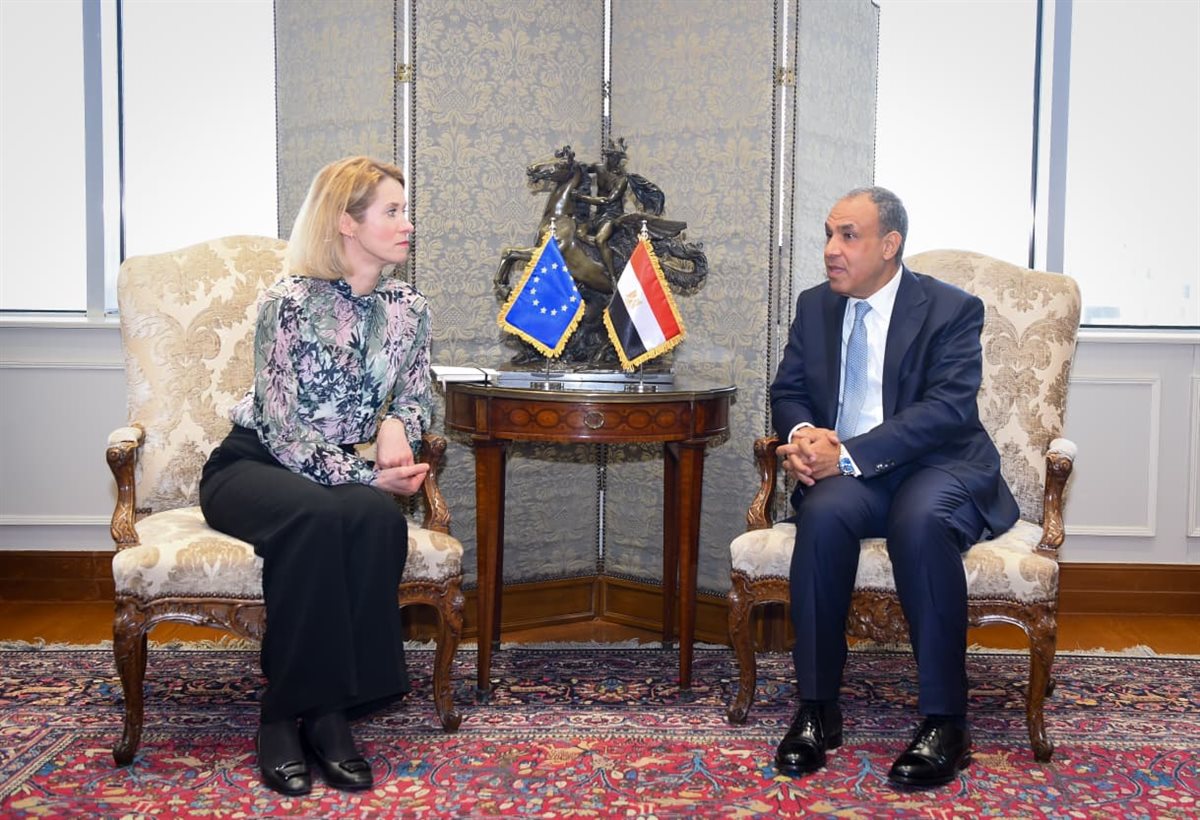 وزير الخارجية وممثلة الاتحاد الأوروبي